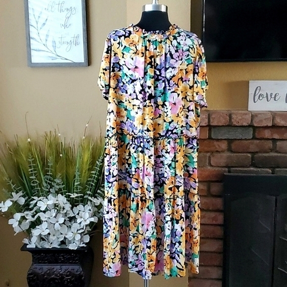 Terra & Sky Floral V-Neck Tiered Women's Dress SIZE: 2X (20W-22W) - Picture 9 of 15